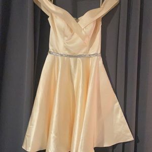 Baile short dress size 4